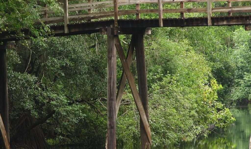bridge over the hillsborough river in northwood